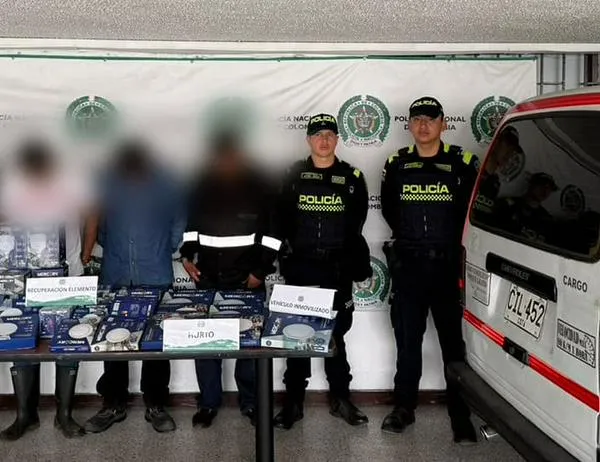 Tres personas detenidas con mercancía hurtada y valorada en $ 8 millones en Bogotá  