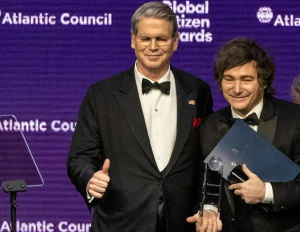 “Aliados cercanos”: Estados Unidos precisa su apoyo financiero a Argentina