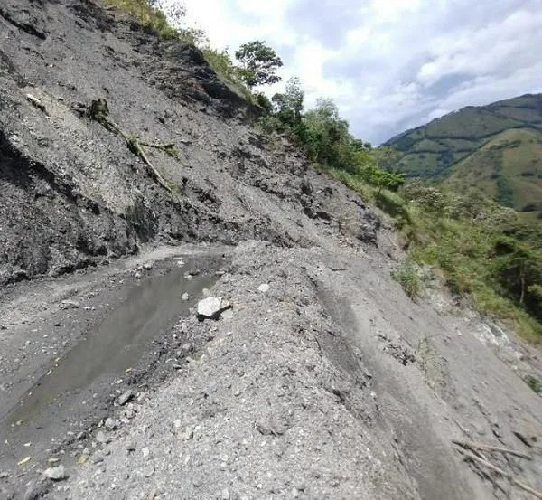 Viajes del fin de semana en Caldas: cierran dos vías, hay ocho rutas donde se sugiere transitar con cuidado