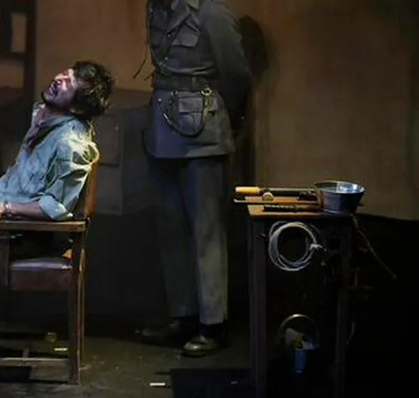 La tortura moral de ‘Muertos sin sepultura’, de Jean-Paul Sartre, llega a Bogotá