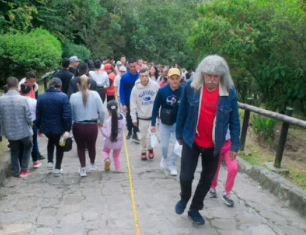 Este domingo 12 y lunes festivo 13 de octubre sube por el Sendero de Monserrate en Bogotá 