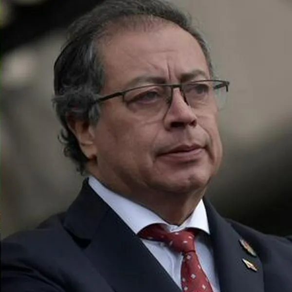 Gustavo Petro lanzó críticas contra María Corina Machado tras Nobel de Paz y lo cuestionan por no rechazar dictadura de Maduro.