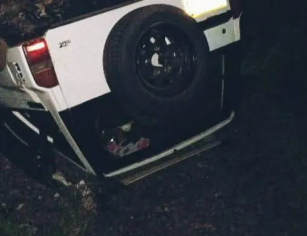 Volcamiento de carro y choque de vehículo-moto, accidentes recientes en Caldas 