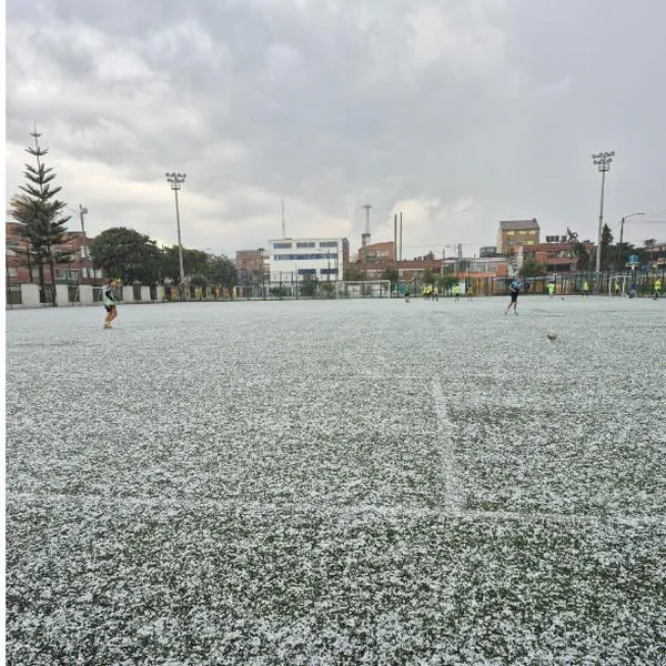Granizó en Bogotá hoy: videos de qué pasó en Kennedy, mientras hacía sol