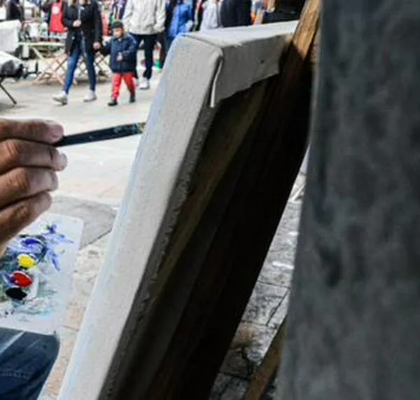 Bogotá, arte y KY como escuela y la lucha diaria de los artistas callejeros 