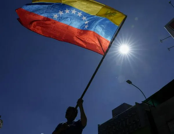 Dos activistas opositores venezolanos, baleados  en Bogotá pero fuera de peligro