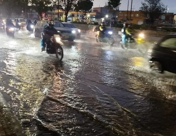 En Bogotá se atendieron afectaciones por lluvias en diferentes sectores 