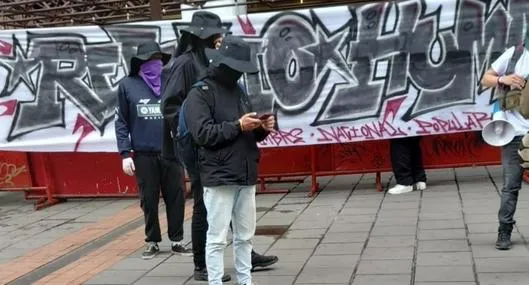 Centro comercial San Martín, vandalizado por encapuchados en marchas de hoy