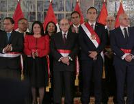 En una inacabable crisis, el nuevo presidente de Perú anuncia su gabinete