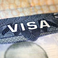 Alertan a colombianos con visa de EE. UU.: les podrían quitar el documento