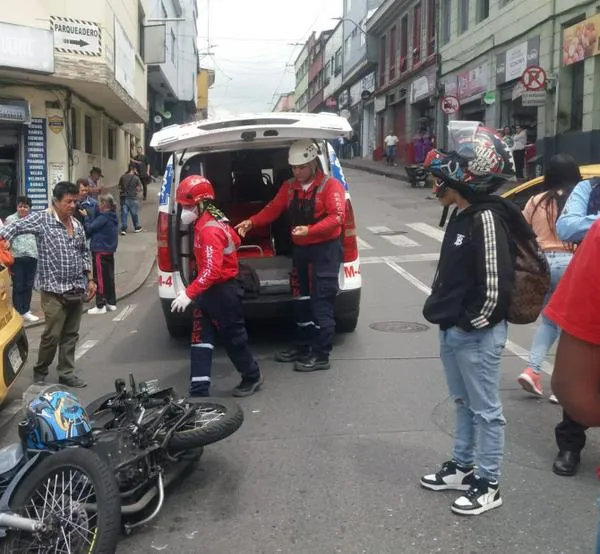 Dos motociclistas lesionados de consideración en accidentes de tránsito en Caldas