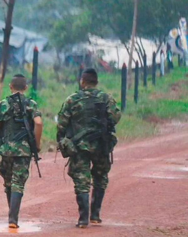 Lo que se sabe de la entrega de alias “Faiber”, explosivista de las disidencias en Cauca