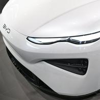 BYD pone en cortocircuito a Toyota y Mazda con carro híbrido Seal 05 DM-i 2026