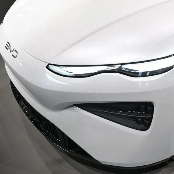 BYD pone en cortocircuito a Toyota y Mazda con carro híbrido Seal 05 DM-i 2026