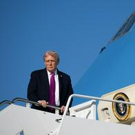 Trump amenaza a Maduro y dice que ha ofrecido de todo para evitar guerra