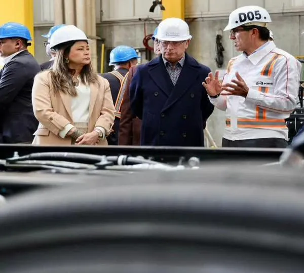 Colombia inicia producción de primer bus eléctrico fabricado en el país