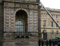 El Museo del Louvre, víctima de un robo: se sustraen joyas de "valor incalculable"