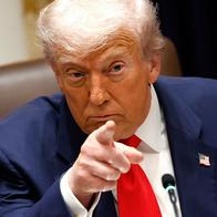 Estados Unidos alista aranceles y medidas contra Colombia tensión Petro Trump