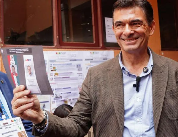 Rodrigo Paz hace historia y es el nuevo presidente de Bolivia, según el conteo oficial preliminar