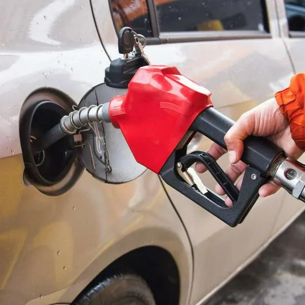 Foto de gasolina, en nota de cómo está precio de gasolina de Colombia a nivel mundial, según estudio en 2025