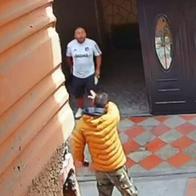 Vecino agredió con un arma a hombre que le reclamó por las necesidades de su perro, en Bogotá
