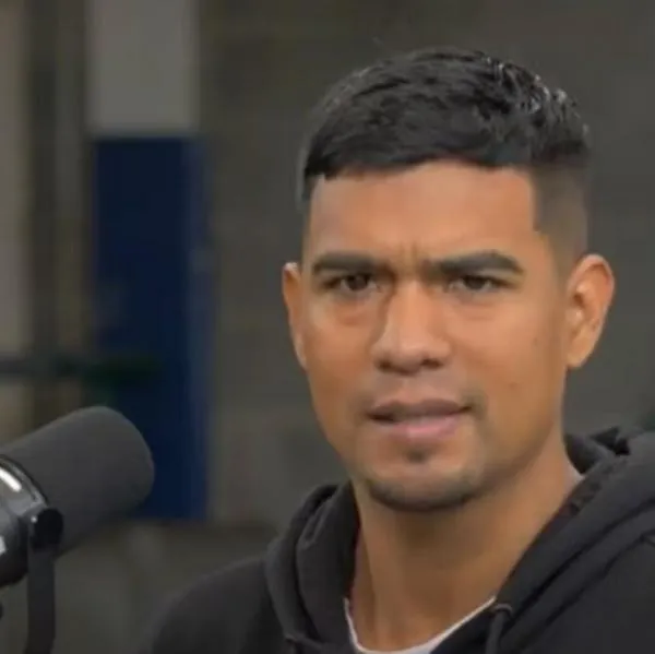 Brayan Campo reapareció y reveló si tiene que ver con el crimen de Érika Sepúlveda. Además, contó que se habla con Evelyn Rodas, mamá de su hija. 