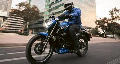 Auteco anunció que integró la tecnología de frenado inteligente CBS y ABS en toda su línea de motocicletas en Colombia, antes de inicio de norma. 
