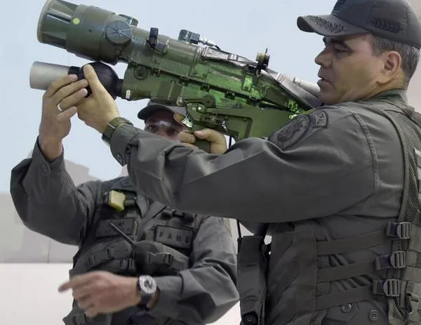 Maduro dice que Venezuela tiene 5.000 misiles antiaéreos portátiles rusos ante las amenazas de EEUU