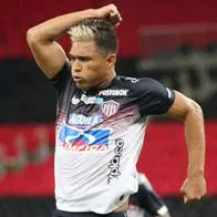 Foto de Teófilo Gutiérrez, en nota de video de Video de Teófilo Gutiérrez con gesto grotesco e insulto en público al ir en bus