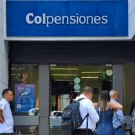 Colpensiones, con miles de afiliados en Colombia, explica qué pasará con traslados de fondos por demora en aprobación de reforma pensional.