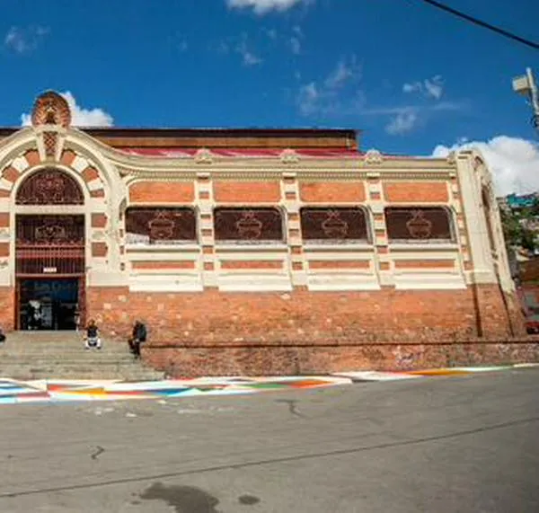 Plaza de Mercado de Las Cruces: 100 años latiendo en el corazón popular de Bogotá