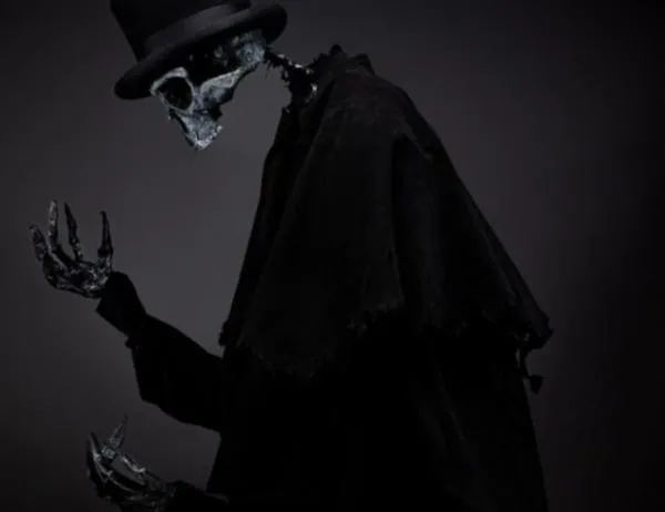 Vive el Halloween con terror histórico 'El espectro del doctor Russi' en Teatro Gaitán: 31 de octubre