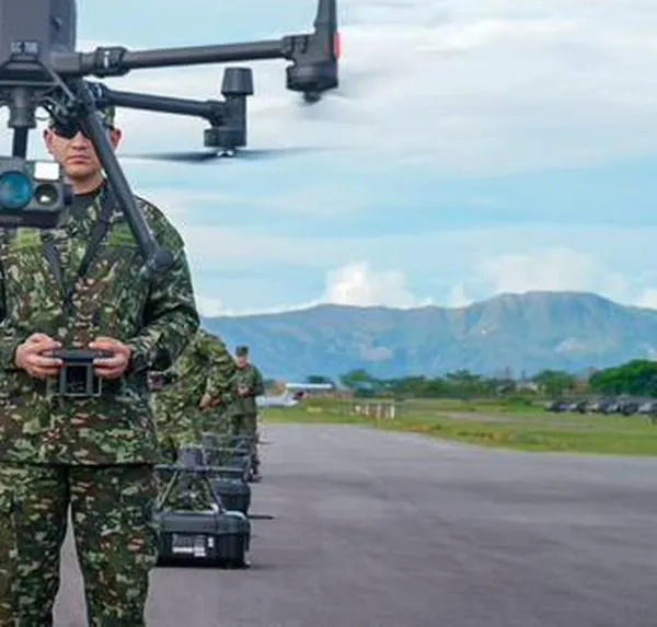 Así se están usando los drones para proteger puestos de votación este fin de semana