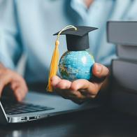 Bogotá: lanzan becas para estudiar en Europa y Asia, cómo aplicar y requisitos