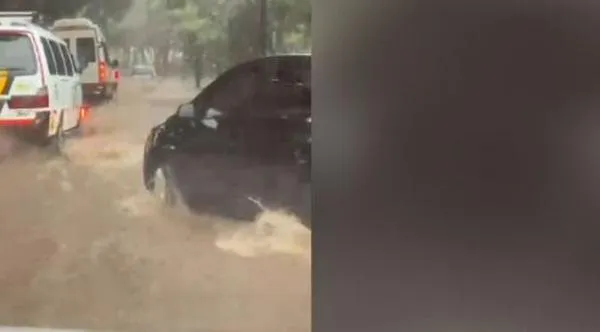 Se registran fuertes lluvias en Cali; reportan inundaciones en algunas vías