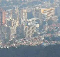 Metales tóxicos y emisiones industriales amenazan el aire de la Sabana de Bogotá