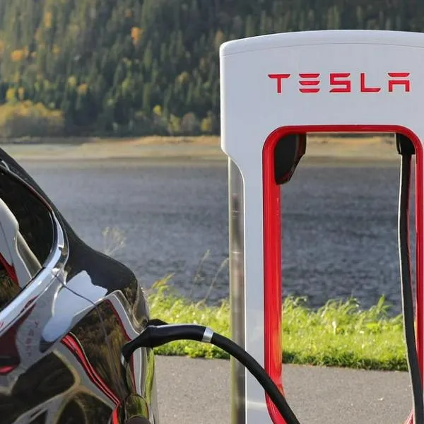 Tesla llega a Colombia: cuándo es la fecha del lanzamiento oficial del carro