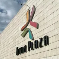 Foto de Titán Plaza, en nota de qué pasó con Parque Arauco, dueño de Titán Plaza, y exponen al centro comercial