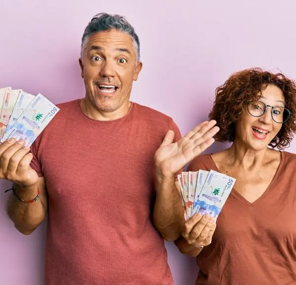 Salario mínimo en Colombia en 2026 tendrá en cuenta 4 % o 5 % de inflación