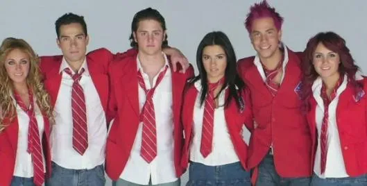 Integrante de RBD confirma que está embarazada; compartió fotografías de su pancita