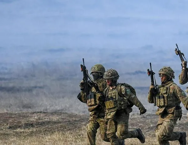 EE. UU. reducirá tropas en el flanco oriental de la OTAN, en plena escalada de tensiones con Rusia