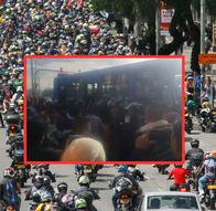 Motociclistas se pusieron violentos y bajaron a pasajeros de SITP: video