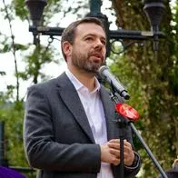 Galán no le come cuento a protestas de moteros: dio una fuerte respuesta