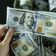 Dólar en Colombia sigue de capa caída: Banco de la República dio cifras