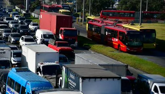 Procuraduría investiga por presuntas anomalías en traspaso de vehículos en Bogotá