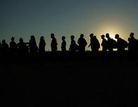 Trump limita la admisión de refugiados a su nivel más bajo en la historia de EE. UU.