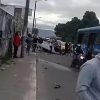 Así quedaron los vehículos involucrados en un accidente en Bogotá, que dejó a dos motociclistas sin vida