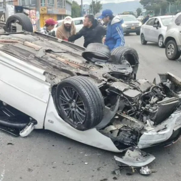 Bogotá: foto de lo que habría hecho conductor que mató a dos motociclistas