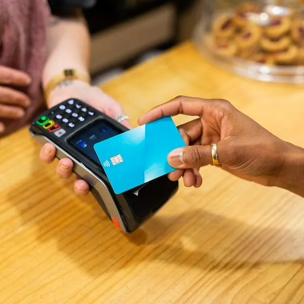 Comprar con tarjeta de crédito será más caro por aumento en tasas de usura