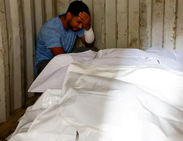 Ataques de Israel matan a otros cinco palestinos en Gaza pese al alto el fuego